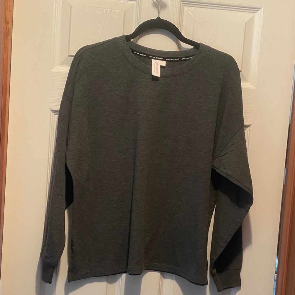 Joyspun/Dark Gray Long Sleeve Shirt, Womens lrg, 12/14/ like NEW